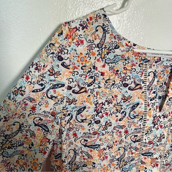 Collective Concepts Warner Lattice Detail Blouse Ivory Paisley - Picture 7 of 14